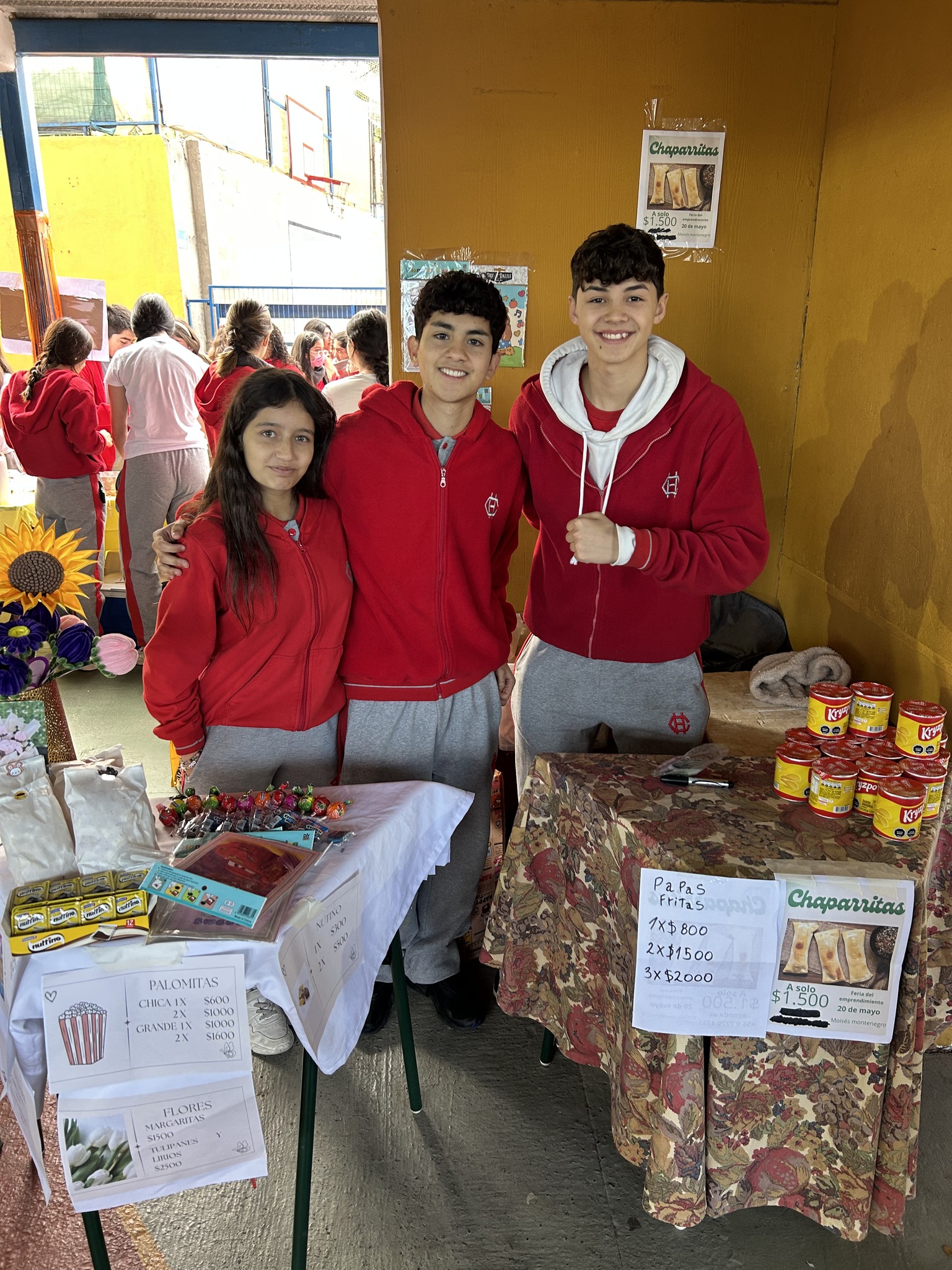 Feria del Emprendimiento 2025 - 503844078_1185068846749439_3916799381466129174_n.jpg